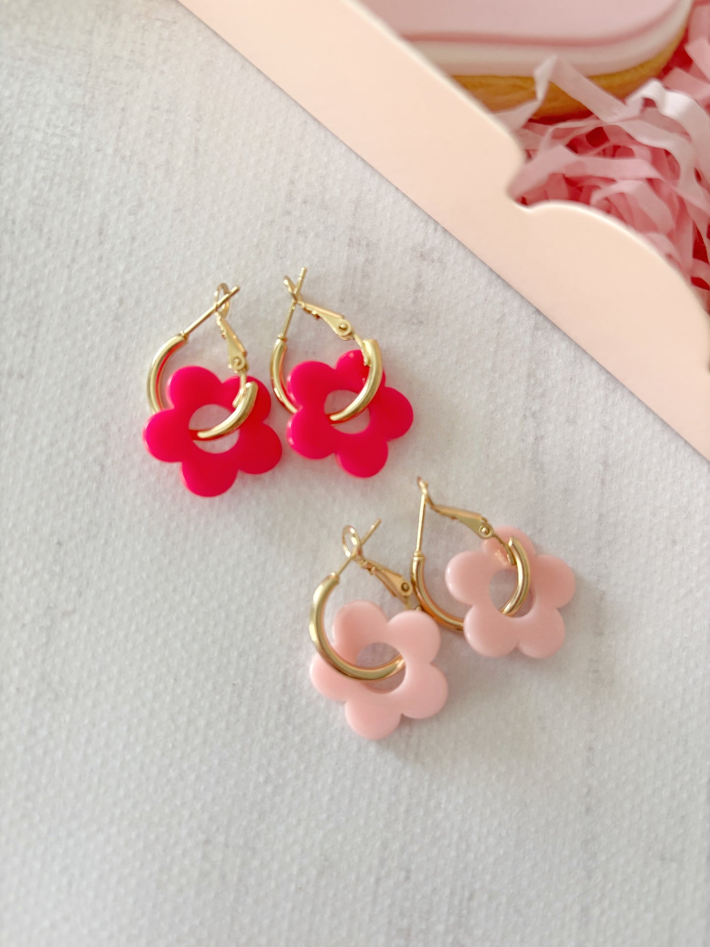 Coffret Octobre Rose biscuits + boucles d'oreilles